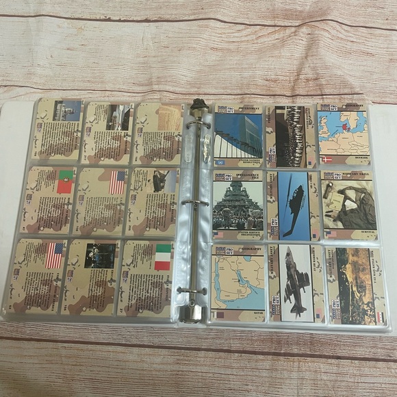 1991 Desert Storm Pro Set 253 Trading Cards In Card Binder - Picture 7 of 10